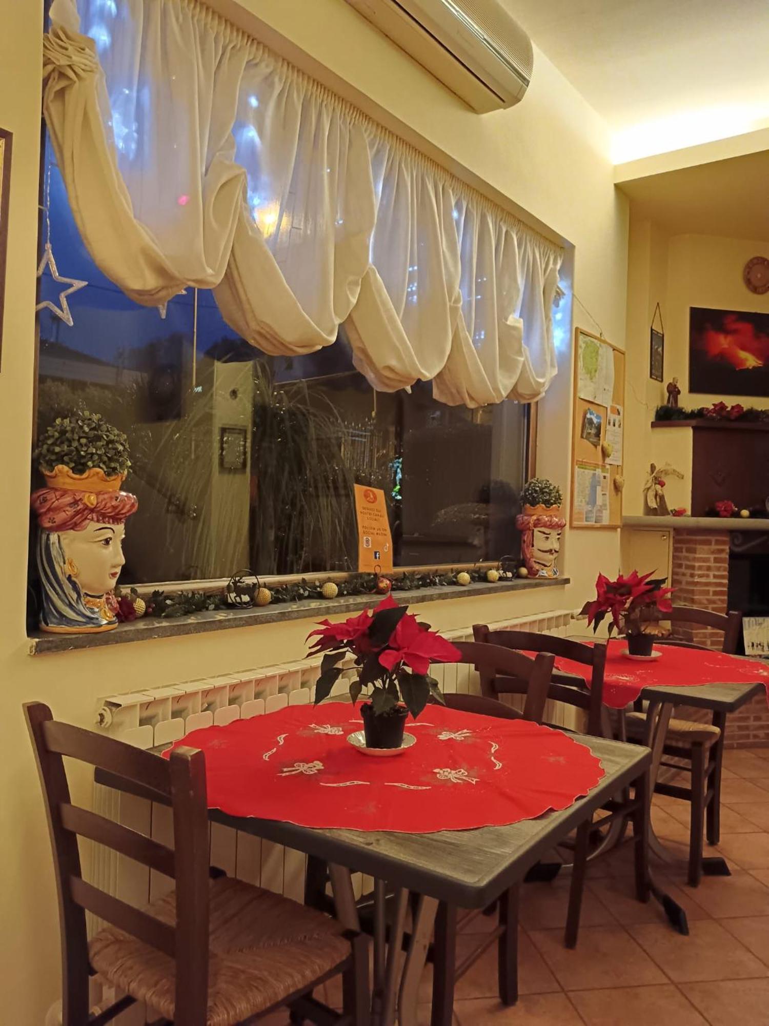 Villa Hirschen Zafferana Etnea Dış mekan fotoğraf